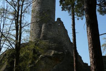 Zřícenina hradu Frýdštejn (© Vlastislav Mareček, 04/2011)