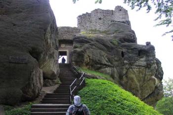 Frýdštejn 16.5. 2002 (2002 ©Jaroslav GAVELČÍK)