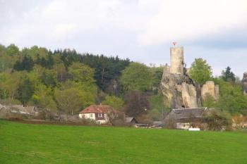 Frýdštejn (© Petr Pokorný 05/2006)
