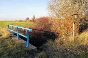 Most přes Dobrovízský potok (© Simona Kidlesová 10/2021)