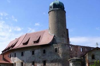 Libá - hrad (© Pavel Jarý,  20.08.2006)