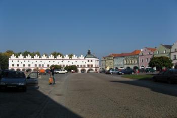 Náměstí (© Robert Šebl, 10/2006)
