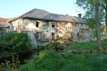  (© Pavel Semple 05/2012)