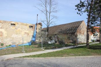 Demolice východního křídla (© Luděk Vláčil 04/2019)