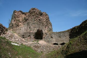 Pohled z nádvoří na věž (foto použito na pohled) (© Petr Nožička, 04/2009)
