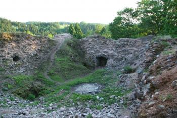 Pohled na nádvoří od věže (© Petr Nožička, 05/2009)