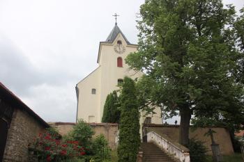 kostel sv. Jana Křtitele (© Luděk Vláčil 06/2019)