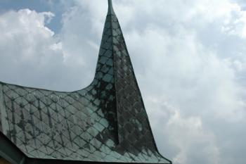 špička věže (© Aleš Marek 09/2005)