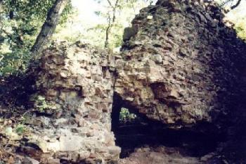 Fulštejn (2001 ©Radim Bystroň)
