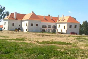 Severní nádvoří (© Josef Ambros, 06/2012)