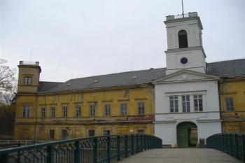 veselí nad moravou (© zdeněk komínek, 11/2006)