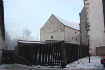 Jižní štít západního křídla zámku ( © Ivan Grisa 12/2009)