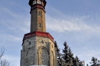 rozhledna Štěpánka ( © Radovan Smokoň 12/2014)