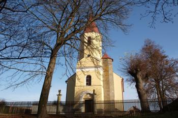 Hrbokov - kostel (© TIC Seč 03/2012)