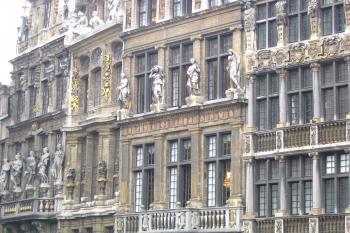  Domy na náměstí Grand Place v Bruselu ( © Pavel Vítek 09/2017)