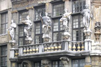  Domy na náměstí Grand Place v Bruselu ( © Pavel Vítek 09/2017)