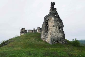 Hrad od SV. (© Pavel Semple 04/2019)
