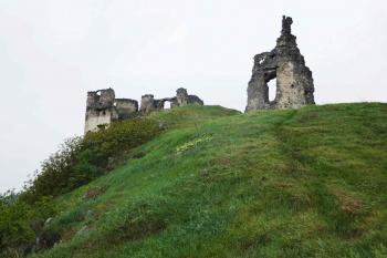 Hrad od SV. (© Pavel Semple 04/2019)