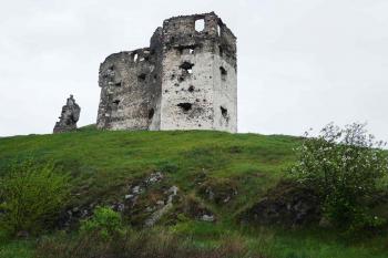 Hrad od JZ. (© Pavel Semple 04/2019)