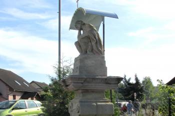 Zbičovaného odpočívajícího Krista v Markvarticích, místní části Jablonného v Podještědí ( © Pavel Vítek 09/2019)