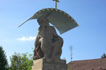 Zbičovaného odpočívajícího Krista v Markvarticích, místní části Jablonného v Podještědí ( © Pavel Vítek 09/2019)