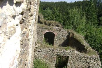 Gutštejn (© Klára Bendová, 04/2010)