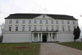 Hradec nad Moravicí - tzv. Bílý zámek (© Vlastislav Mareček, 11/2016)