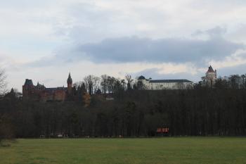 Hradec nad Moravicí - komplex Červenho zámku, Bílho zámku a bíle věže (© Vlastislav Mareček, 11/2016)