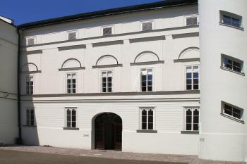 nádvoří Bílého zámku (© Martin Stanovský, 07/2008)