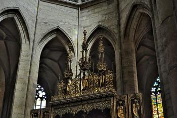 hlavní oltář ( © Radovan Smokoň 07/2010)