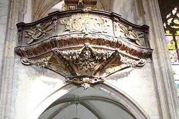 Malá varhanní kruchta nad severním bočním vchodem (© Ivan Grisa, 09/2008)