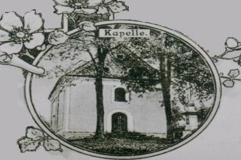 Kaple na dobové pohlednici (© https://www.lubavia.cz/obce/bela-seibersdorf-2v)