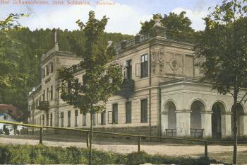 Lázeňský dům Pavla před r. 1912. (zdroj: http://www.zaopavu.cz)