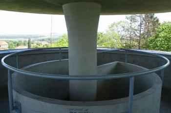 Plošina po rekonstrukci (© Kryštof Šťastný, 05/2007)
