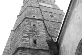 Věž od západu ( © Ivan Grisa 12/2009)