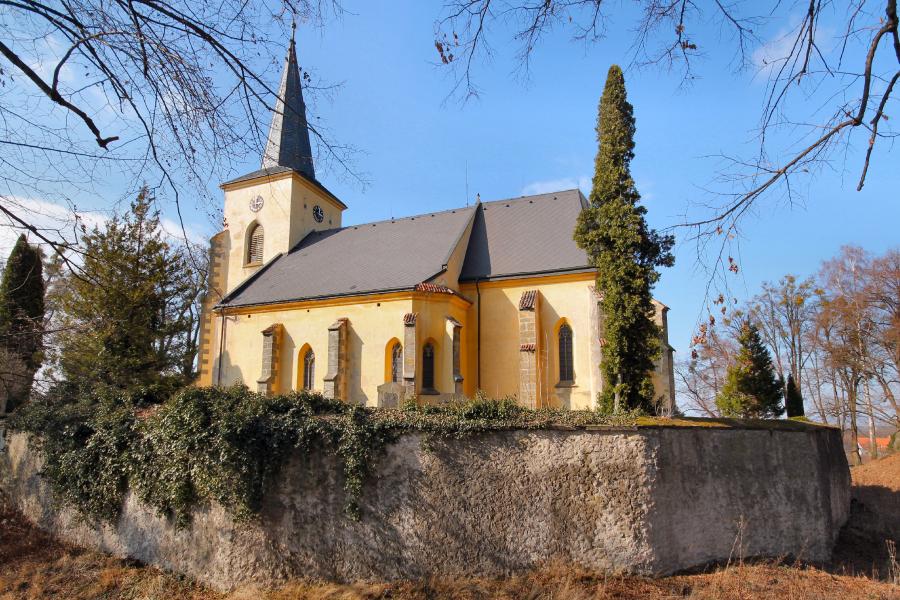 kostel sv. Petra a Pavla
