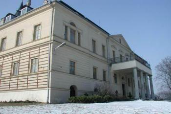 Raduň - vstup (© Jana Herianová 02/2003)