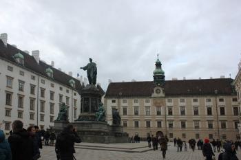 náměstí (nádvoří) 