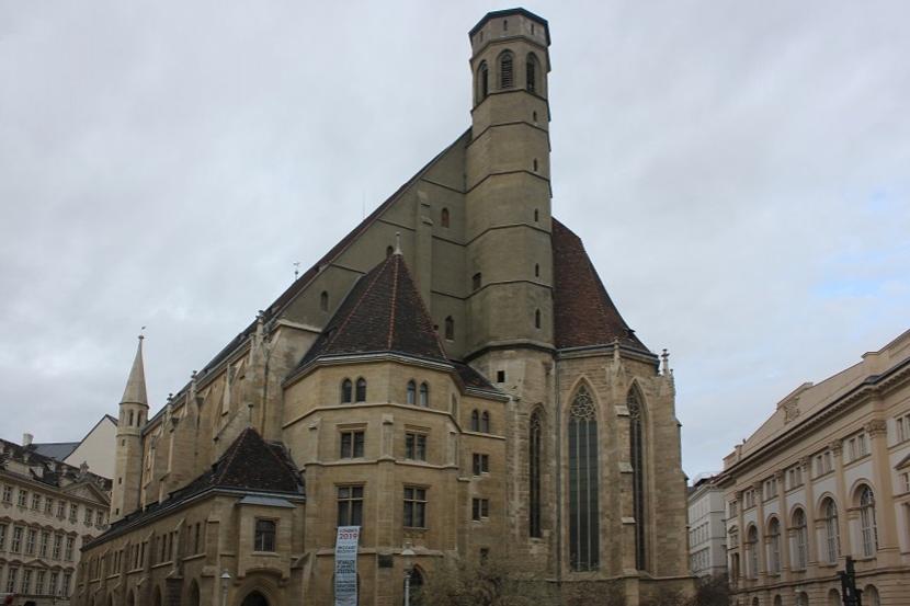 klášter minoritů s kostelem Panny Marie Sněžné