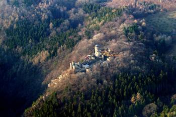 Hrad Hasištejn - letecký snímek ( © Radovan Smokoň 12/2006)