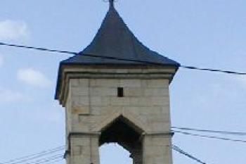 Zvonice v Češově (2003 © Martin Zdrůbek)