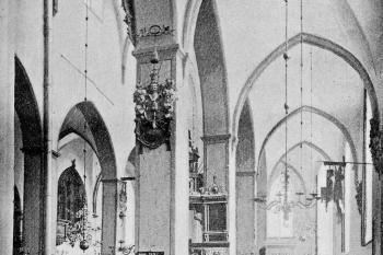 jižní loď kostela na počátku 20. století (© Nottbeck, Eugen von; Neumann, Wilhelm: Geschichte und Kunstdenkmäler der Stadt Reval, Band 2: Die Kunstdenkmäler der Stadt, Franz Kluges Verlag, Reval 1904)