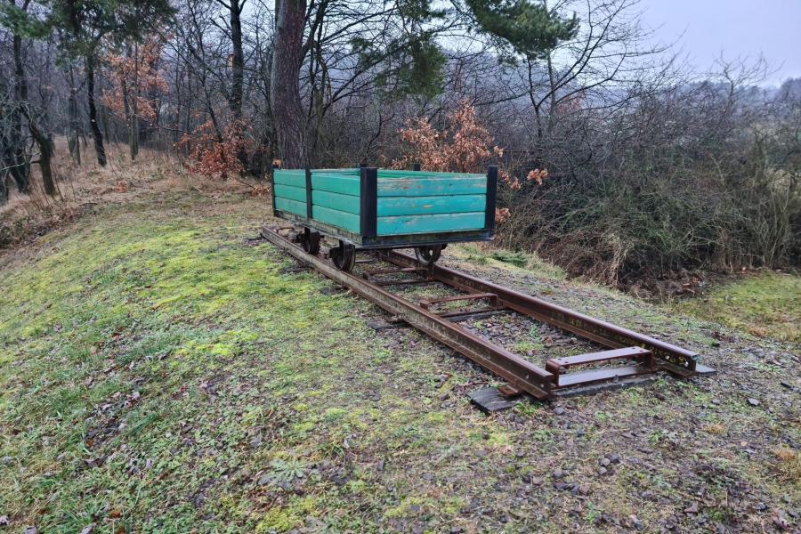 Památník Strousbergovy železnice
