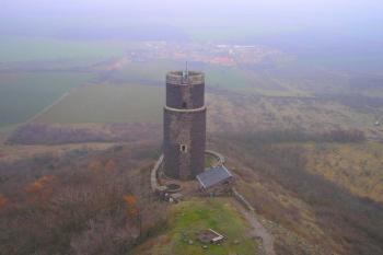 Hazmburk - Černá věž (© Petr Lánský, 12/2006)