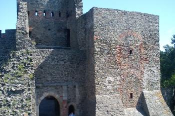 Tzv. Obří či Trubačská věz (© Jan Večeřa, 08/2014)