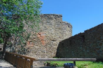 Zazděný nejstarší vstup do malého Kravařského předhradí (© Dušan Dohňanský  06/2022)