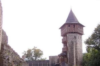takzvaná husitská věž ( © Jan P. Štěpánek 09/2005)