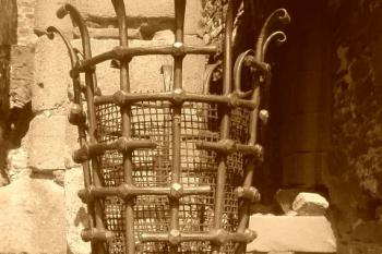 ukázka uměleckého kovářství na hradě (© Nikola Mildová, 07/2009)