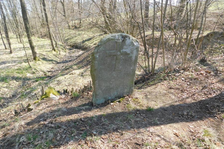 křížový kámen