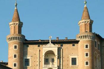 Vévodský palác v italském Urbinu (© Pavel Vítek 05/2001)